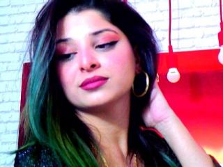 Live stream hot with MajesticSin, a athletic body fair hair shaved ...