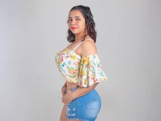 DayanMyers - Live Sex Cam - 11810576