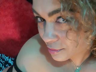 Chat porno with SolmaryHot, this Sex young and sexy lady
