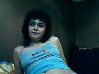 Lili69 - Webcam sex with this unshaven pussy MILF 