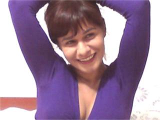 BeauSourireX - Web cam x with this regular chest size Hot lady 