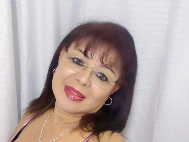 HornyFemme69 - Live sex cam - 27679453