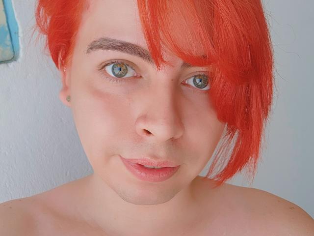 TsFoxCandy - Live porn &amp; sex cam - 28587047