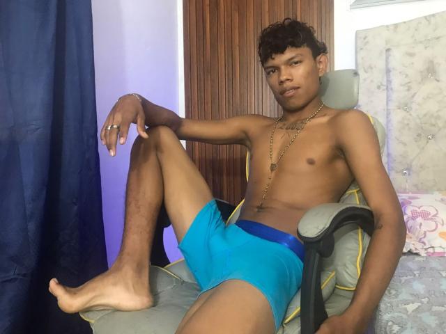 JuanmHata - Live porn &amp; sex cam - 28880693