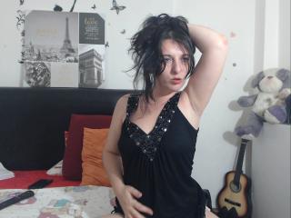 TesDesiresX - online chat exciting with a flat chested Horny lady 