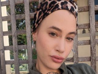MadameSandra